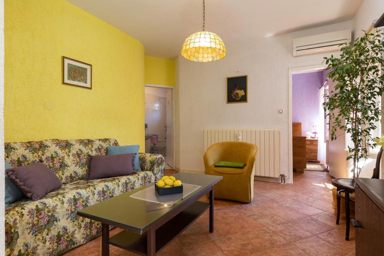 Apartments Bellow the Stars Rovinj Exterior foto